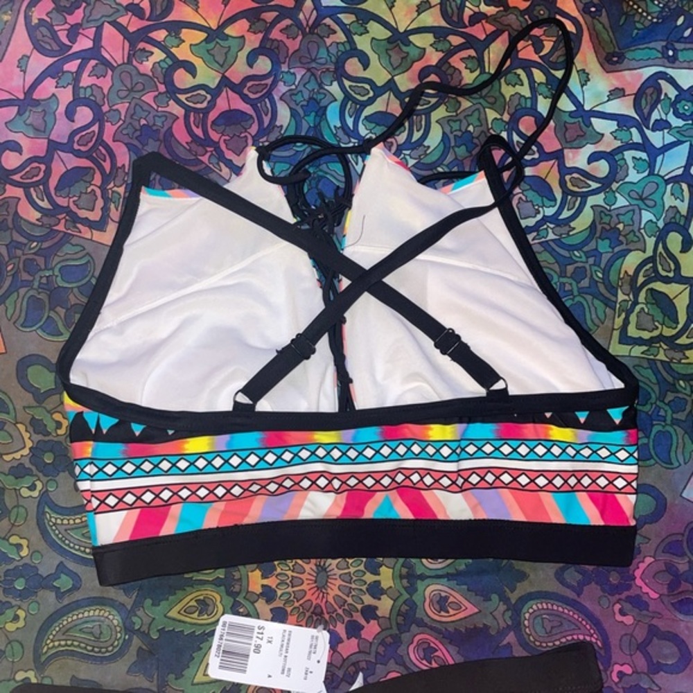 Forever 21+ Aztec Colorblocked Bikini Set. Size 1X. - Picture 3 of 6